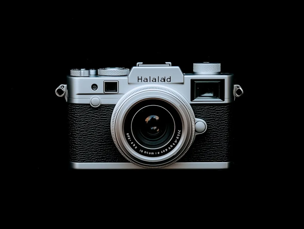 Leica Q2 premium compact camera